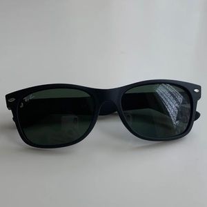 🛑sold🛑Ray ban wayfarer